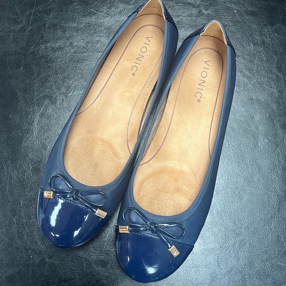 VIONIC Navy Ballet Flat MINNA 9.5